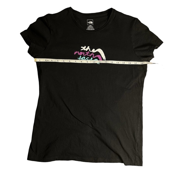 Authentic Rare Vintage The North Face T Shirt/Graphic Tee branded sportswear - Picture 5 of 8